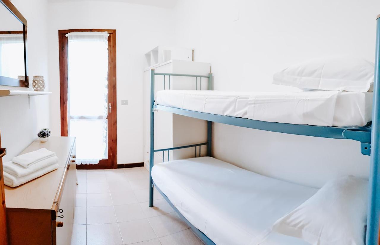Casa A Schiera Le Tonnare - Affitti Brevi Italia Apartment Стинтино Екстериор снимка